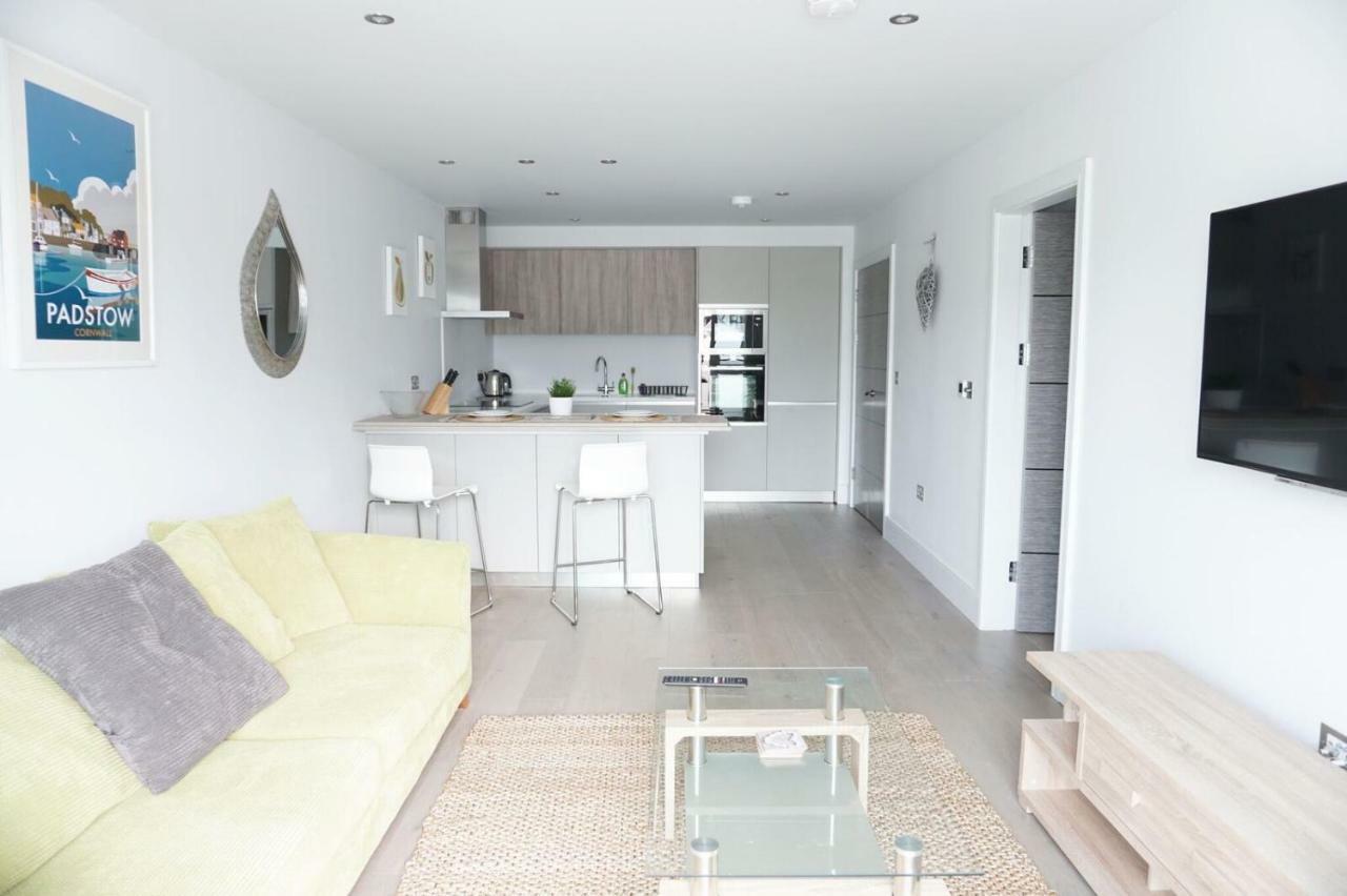 Saltwater Suites At Fistral Ньюки Экстерьер фото